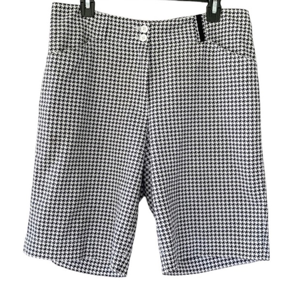 Nike Golf Women's Black White Herringbone Shorts Size 4 10in inseam - Picture 1 of 5